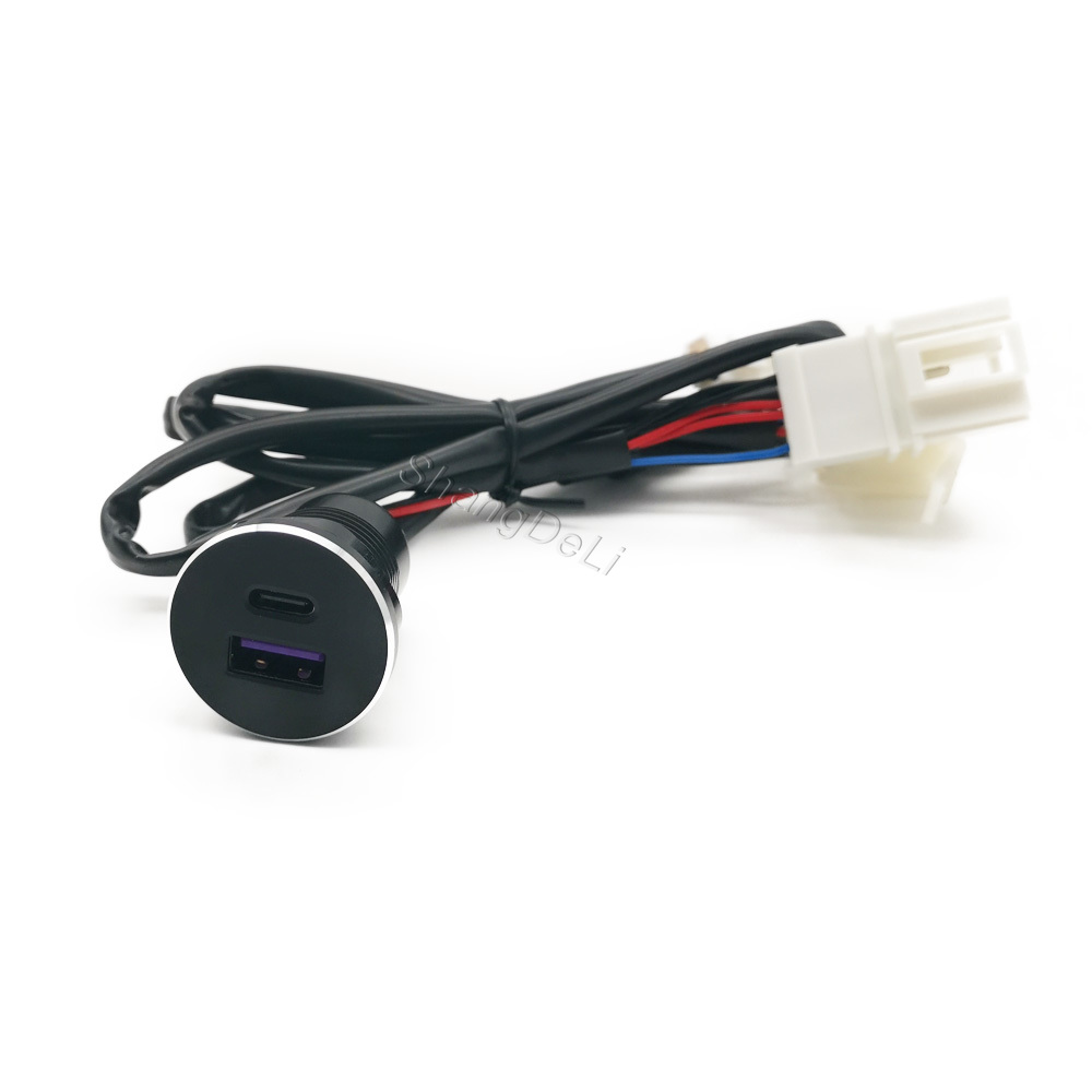 BLue LED Light Car PD Type C Q - Usb C Hub incelemesi ve fiyatı